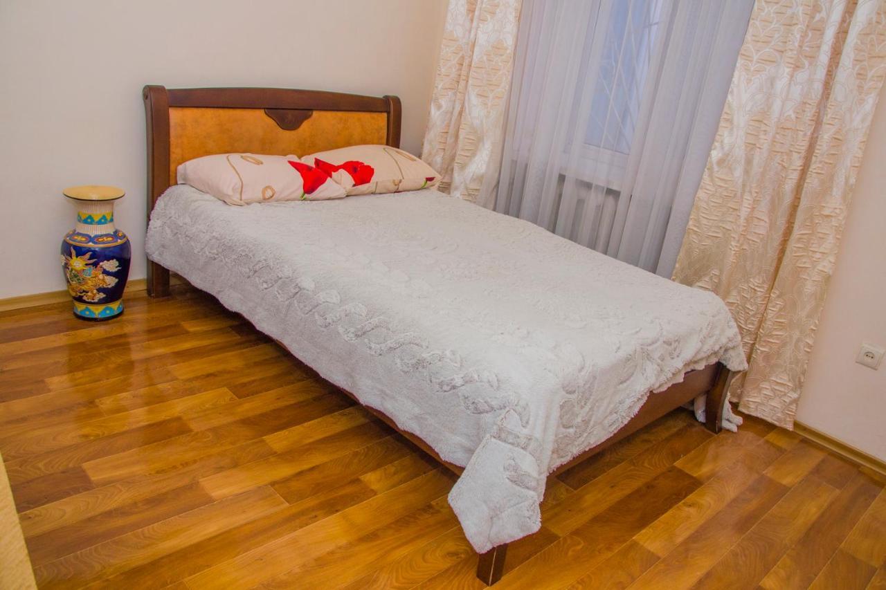 Apartment On Malaya Arnautskaya 21 敖德萨 外观 照片
